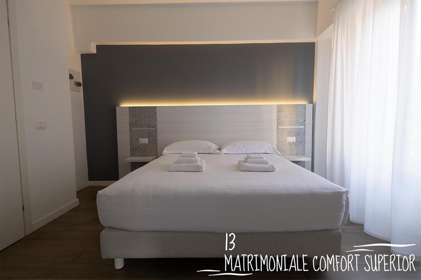 Albergo Augusta B&B كامولّي المظهر الخارجي الصورة