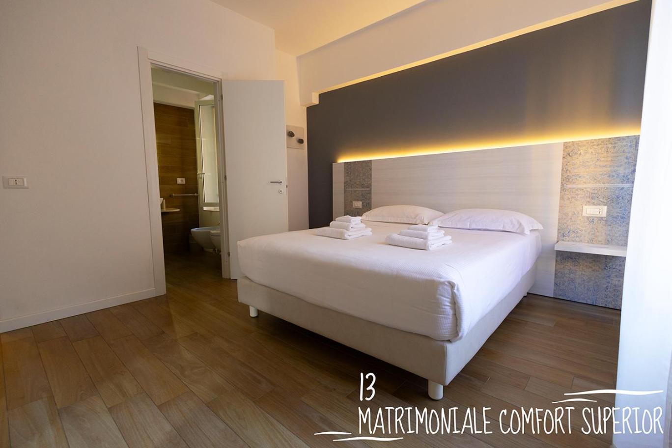 Albergo Augusta B&B كامولّي المظهر الخارجي الصورة