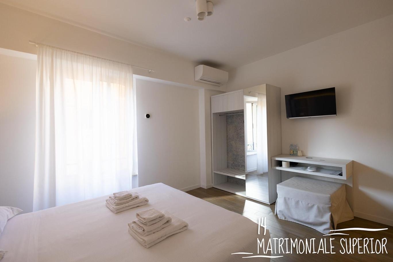 Albergo Augusta B&B كامولّي المظهر الخارجي الصورة