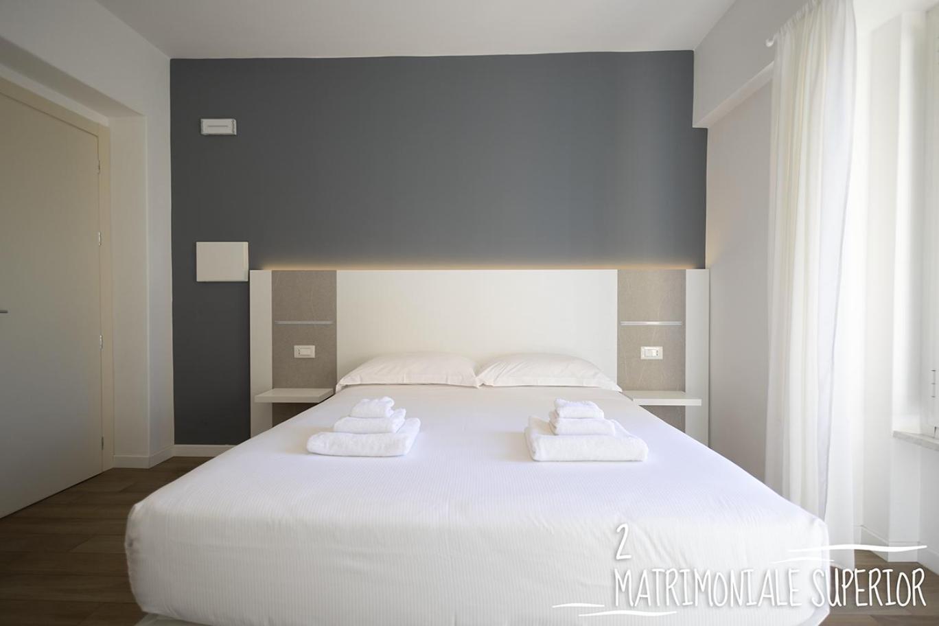 Albergo Augusta B&B كامولّي المظهر الخارجي الصورة