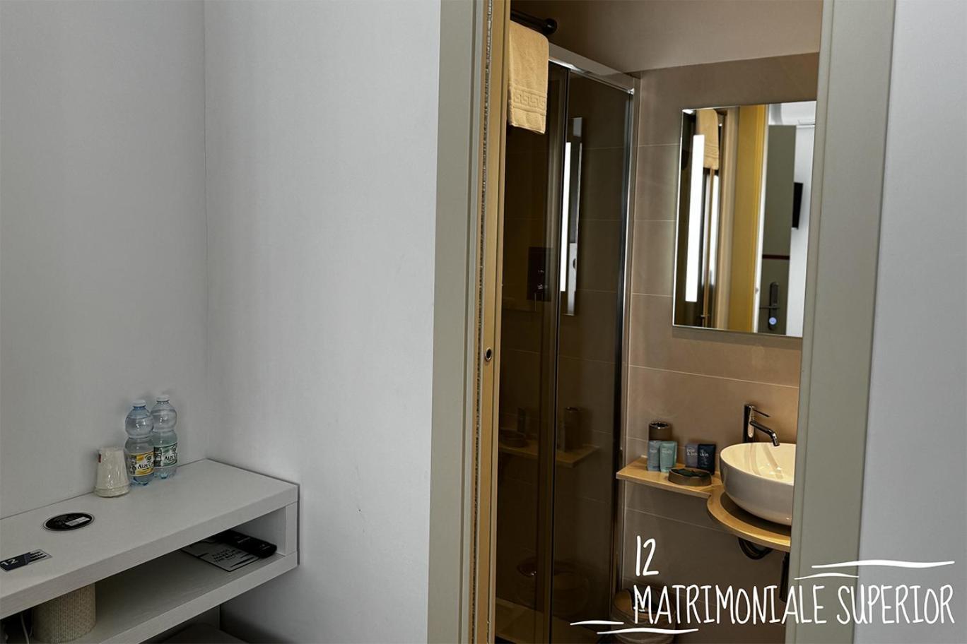Albergo Augusta B&B كامولّي المظهر الخارجي الصورة