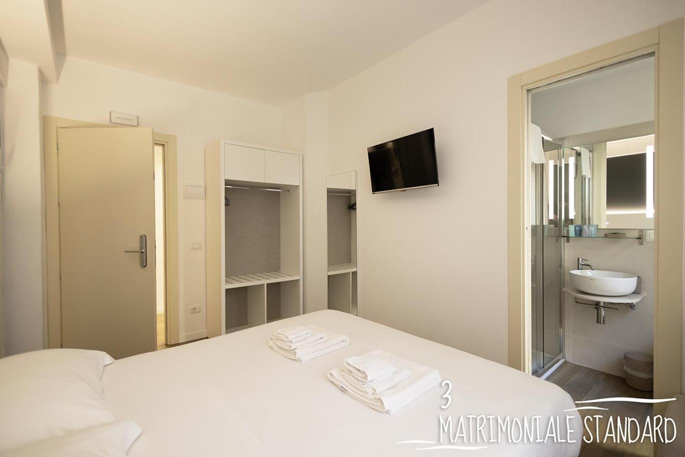 Albergo Augusta B&B كامولّي المظهر الخارجي الصورة