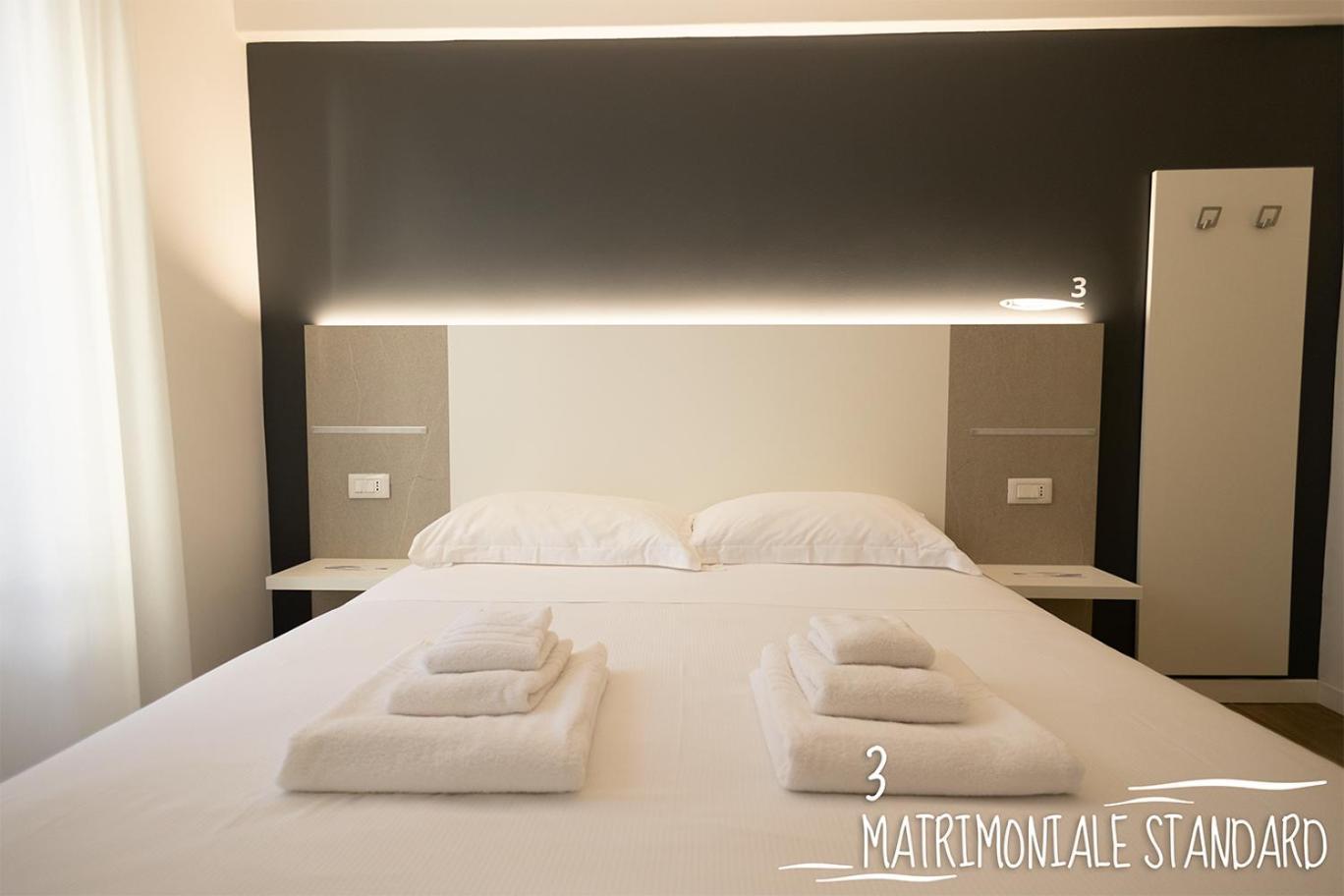 Albergo Augusta B&B كامولّي المظهر الخارجي الصورة
