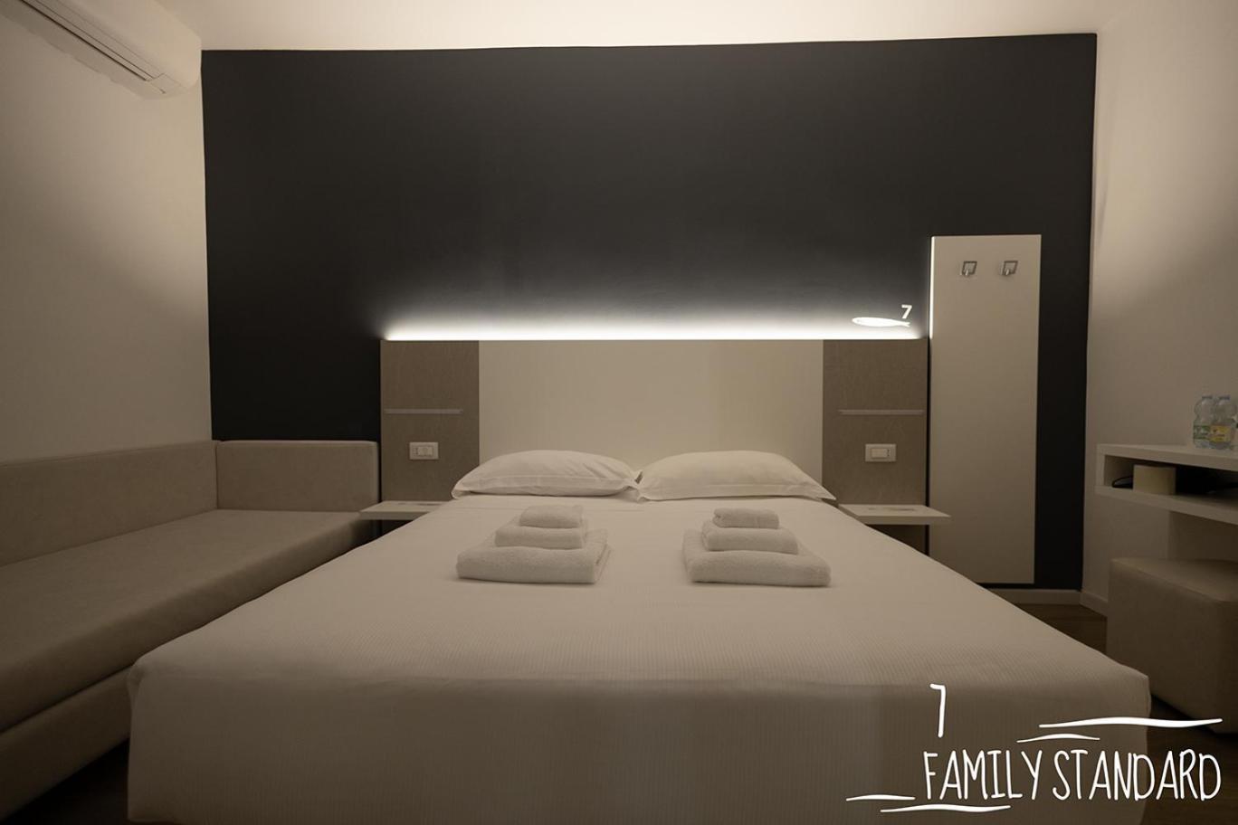Albergo Augusta B&B كامولّي المظهر الخارجي الصورة